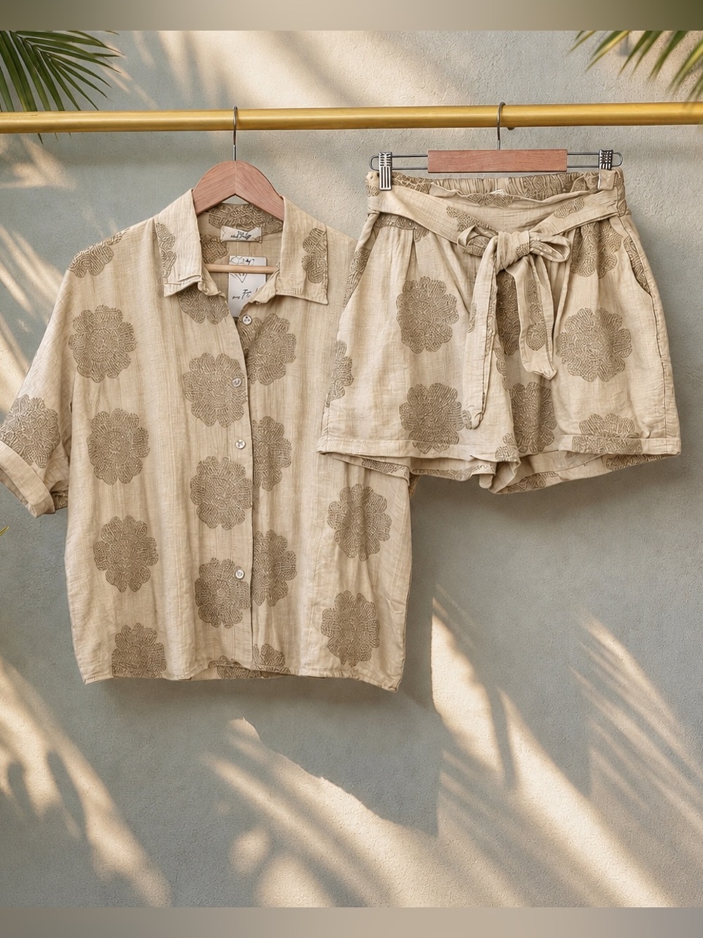 Made in Italy 2 Piece Embroidered Linen/Cotton Top and Shorts Set OS